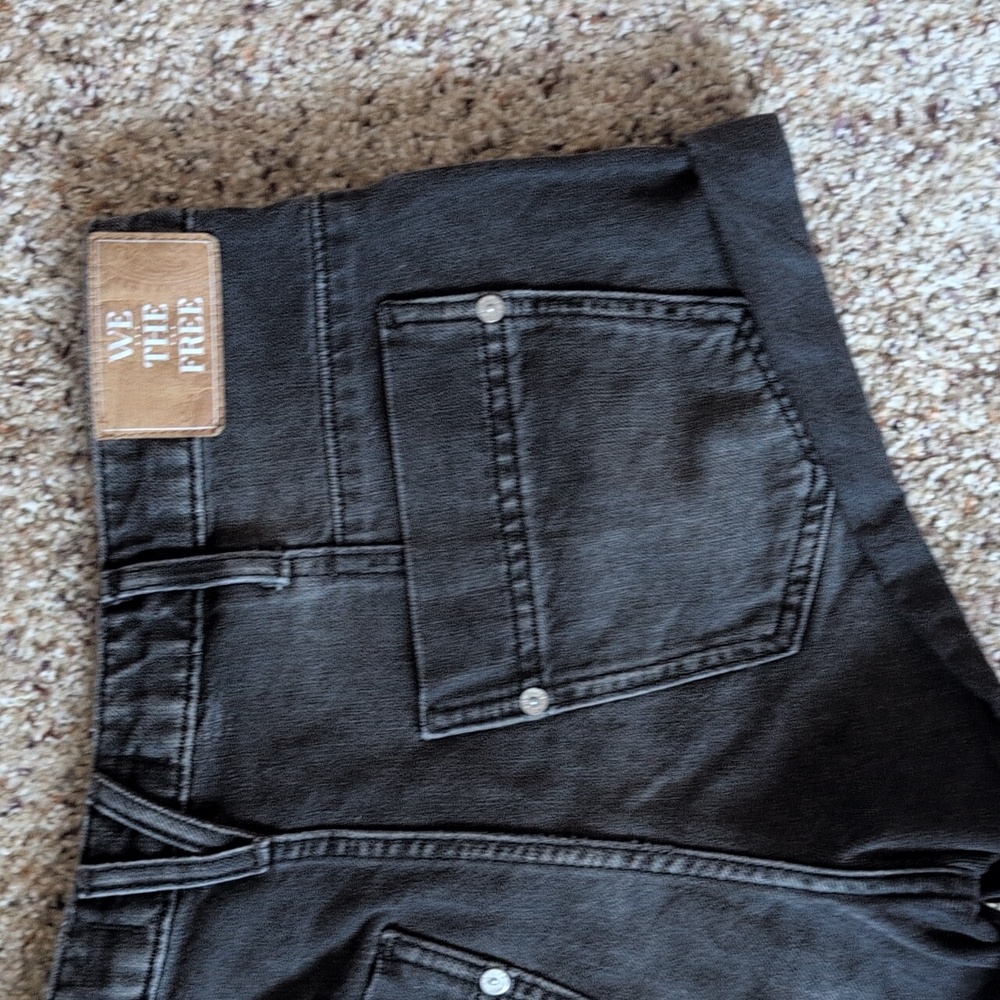 Free People We The Free Black Denim Shorts Sz 27 - Picture 13 of 14